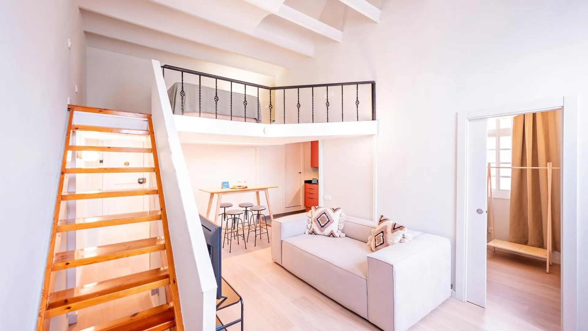 Sweett - Ethnic Eixample location